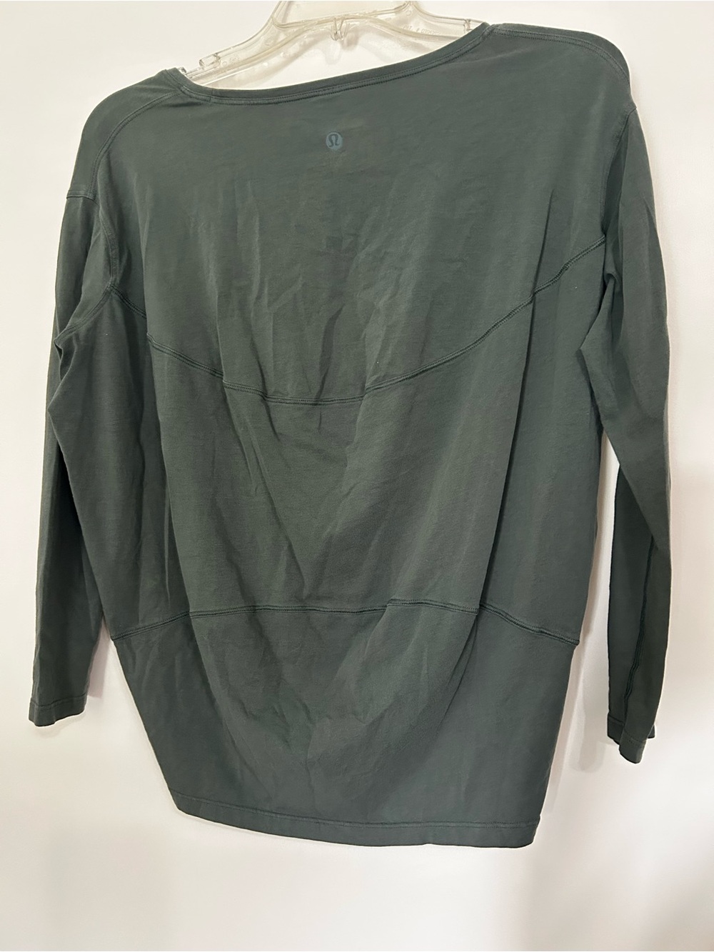 lululemon athletica Long Sleeve V-Neck Top in Olive Green - Picture 7 of 7